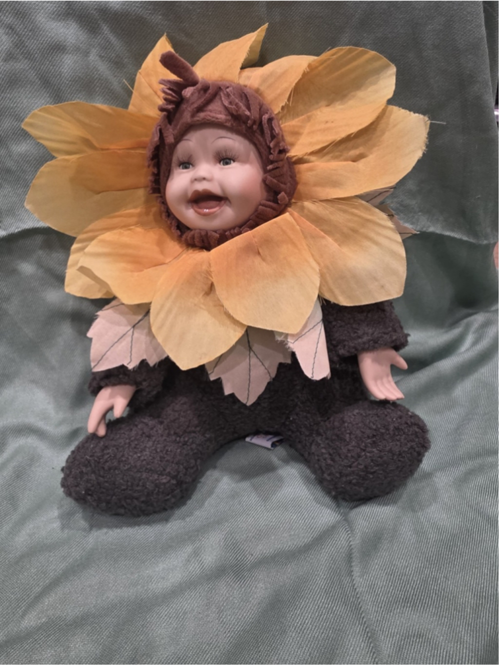 VTG Geppeddo Cuddle Kids Sunflower Baby Porcelain Face Plush Doll w/ Tags Decor - Picture 2 of 7
